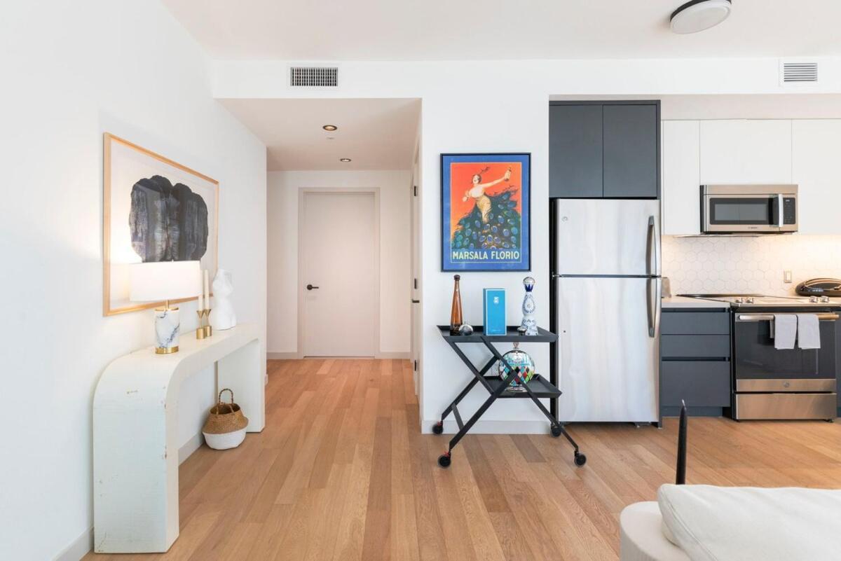 2Br Hollywood Luxurious Condo Los Angeles Exterior photo